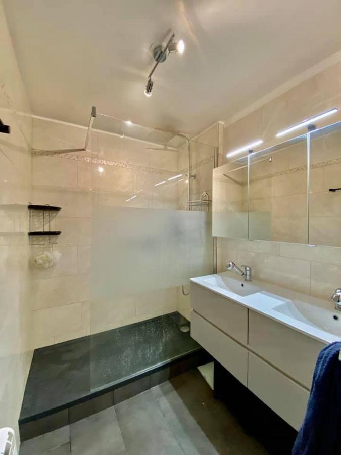 Chambre De 11 M2 Avec Balcon Paris Exterior foto